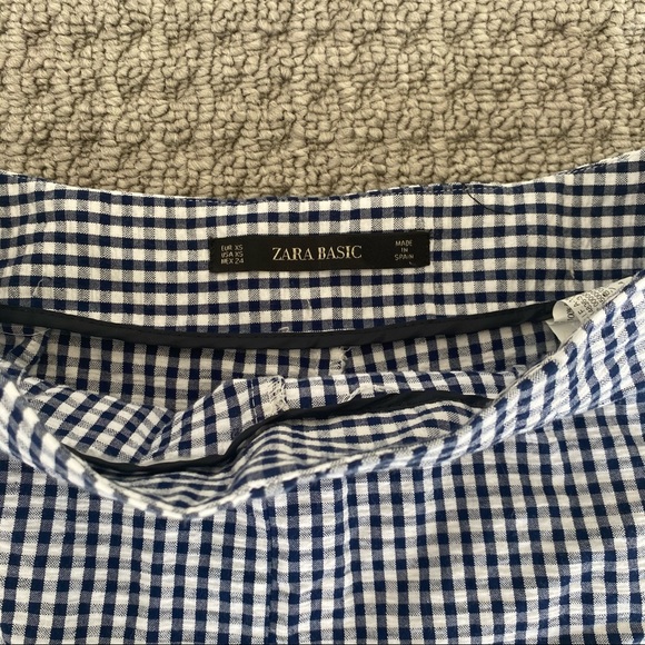 ZARA Gingham Ruffle Shorts - Picture 5 of 9